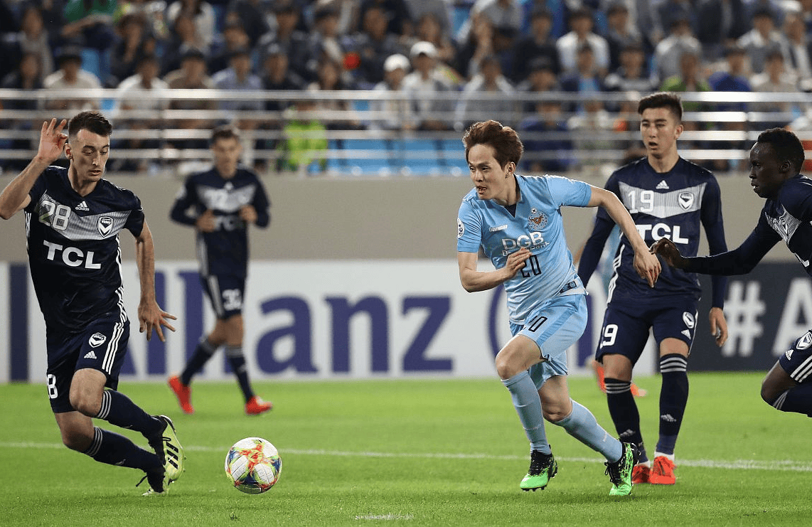 包含大邱FC对阵广州恒大，中国和韩国队伍交锋的词条