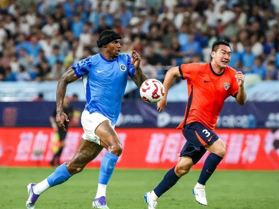 深圳佳兆业队关键时刻展现出色发挥的简单介绍