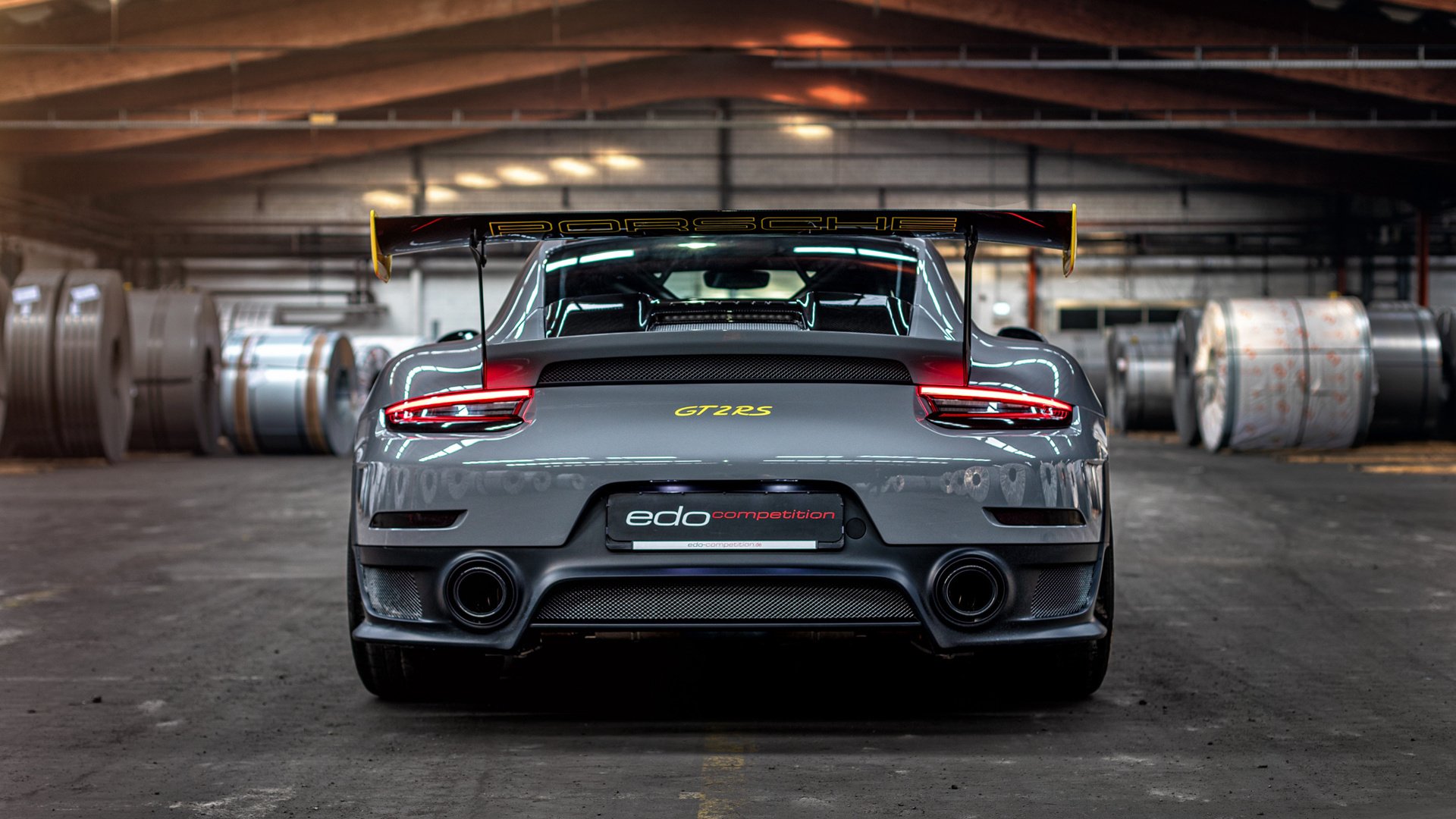 开云体育平台APP-伊布天神下凡，巴萨轻取国米展王者风范