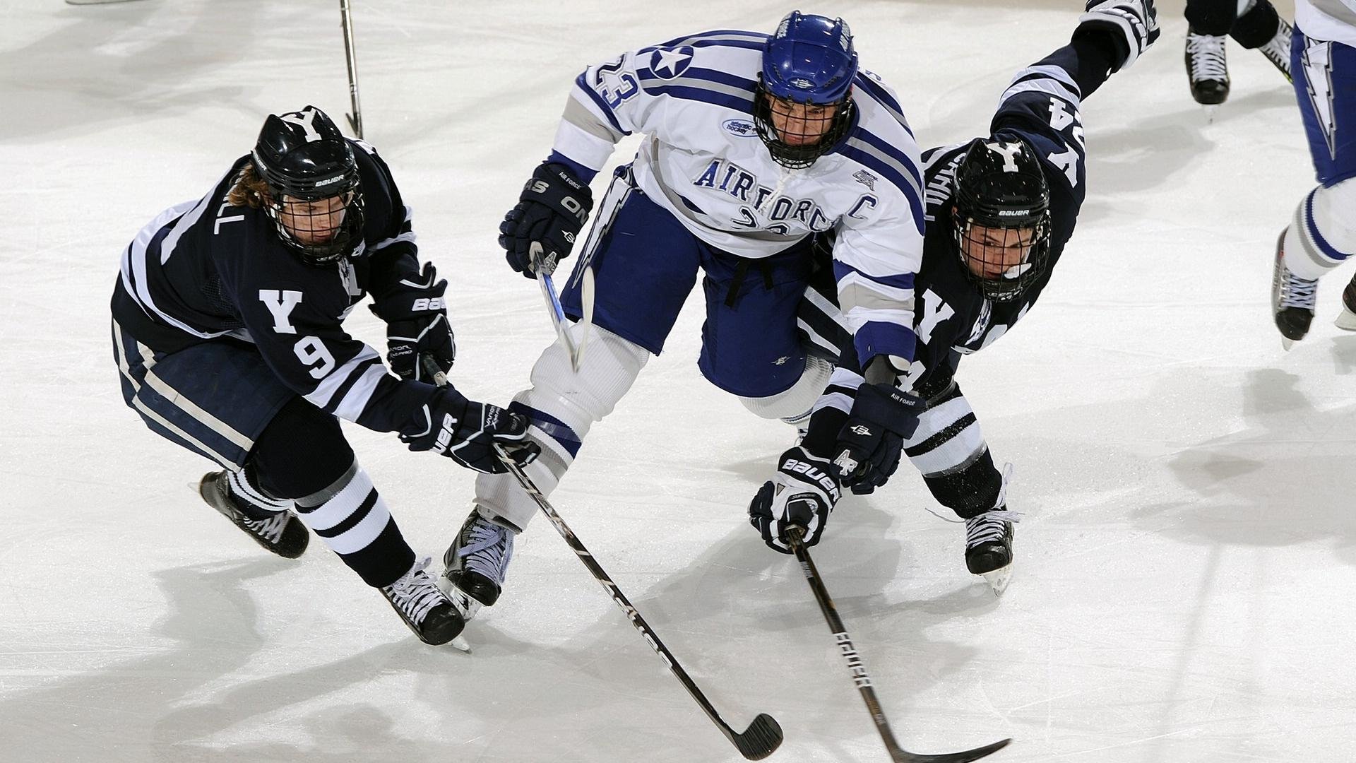 欧冠半决赛焦点战，洪都拉斯战术压制加拿大的战术复盘