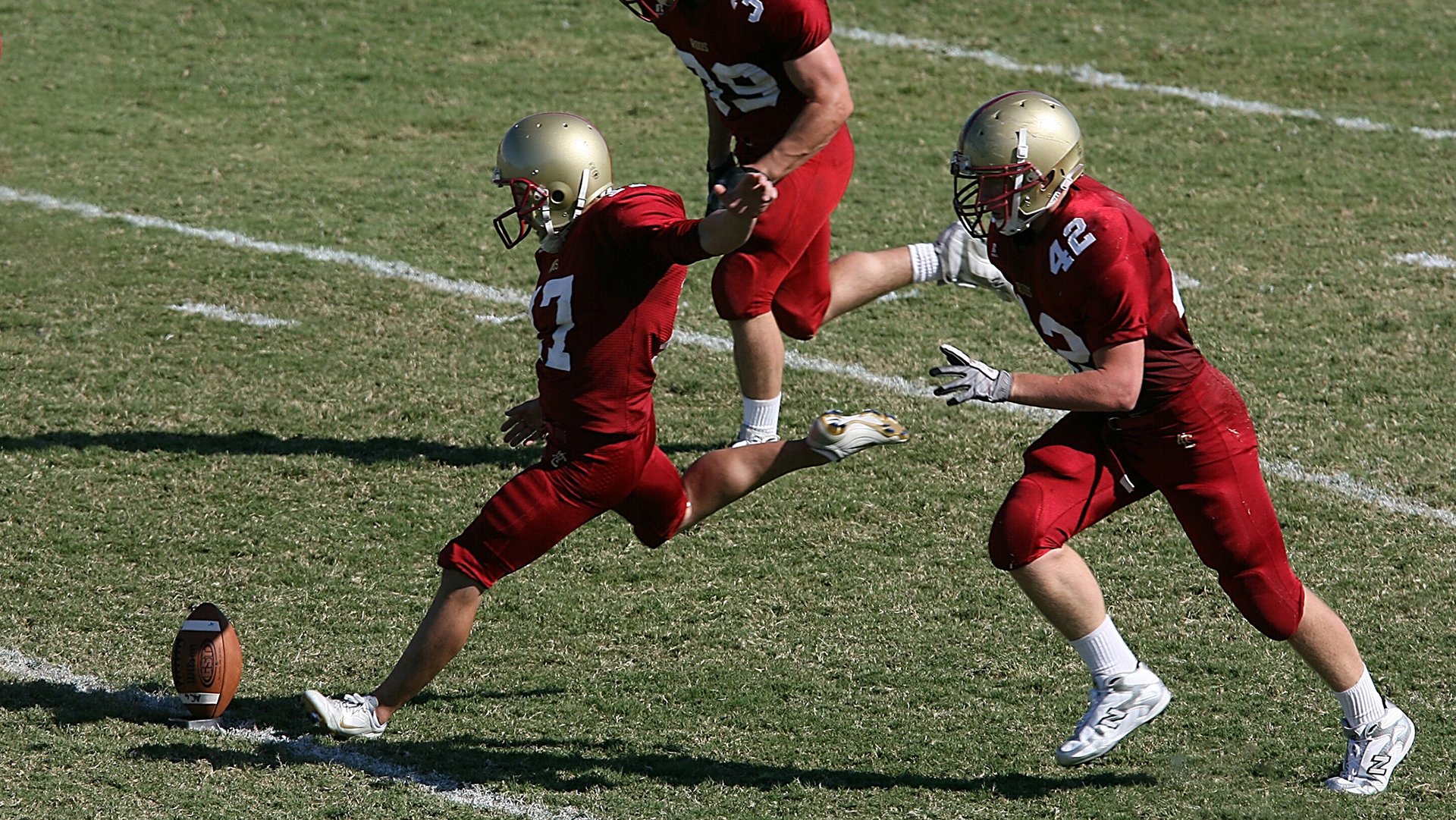 赛道上的逆袭,索伯车队绝杀红牛二队,勒克莱尔高光表现改写格局